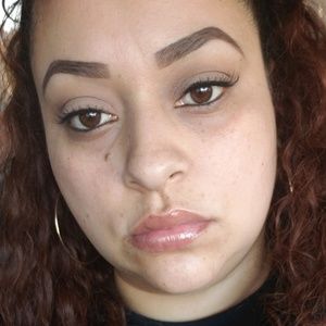 Meet your Posher, Ariana